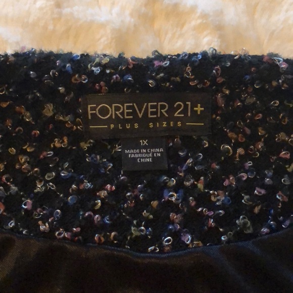 Blazer and Blouse - Picture 5 of 6